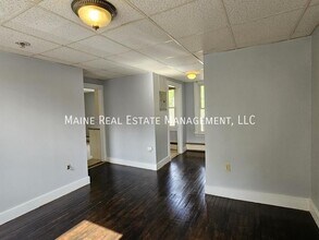 64 Elm St in Auburn, ME - Building Photo - Building Photo