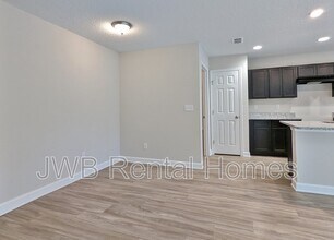 8132 Noroad in Jacksonville, FL - Building Photo - Building Photo