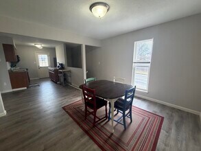 202 Wheaton Ct in Columbia, MO - Building Photo - Building Photo