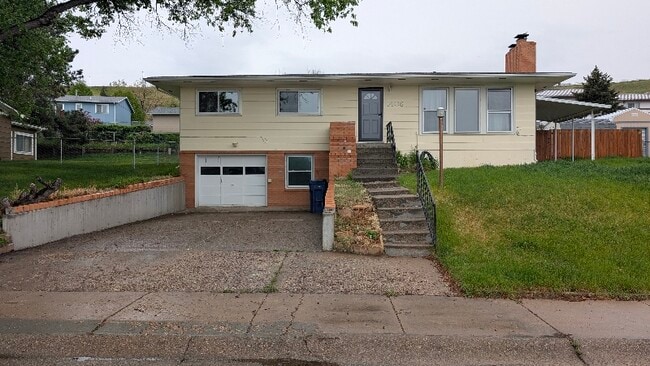 property at 1408-1402 2nd West Hill Dr