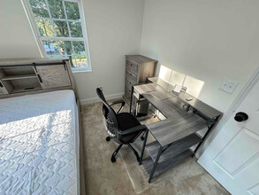 2210 Pansy St NW in Atlanta, GA - Building Photo - Building Photo