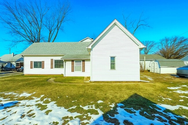 property at 1913 S Talbott St