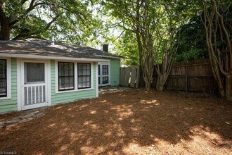 208 Leftwich St, Unit Cottage in Greensboro, NC - Building Photo - Building Photo