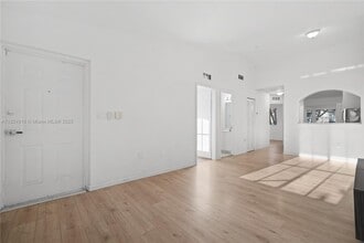2911 SE 13th Ave in Homestead, FL - Building Photo - Building Photo