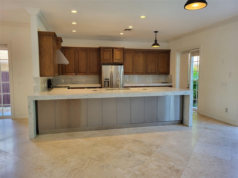 1604 NE 17th Ave in Fort Lauderdale, FL - Building Photo