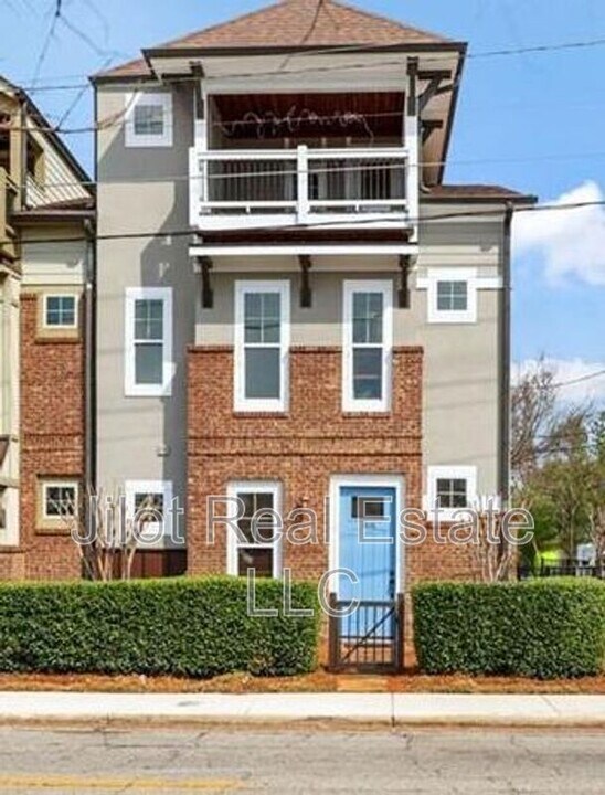 1806 DeKalb Ave NE in Atlanta, GA - Building Photo