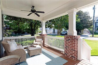 2922 Lookout Pl NE in Atlanta, GA - Building Photo - Building Photo