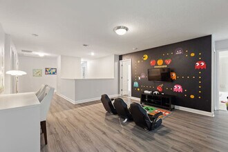 1422 Thunderbird Rd in Four Corners, FL - Building Photo - Building Photo