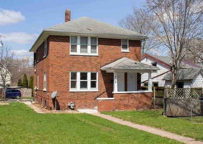 property at 638 N Winnebago St