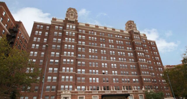 The Majestic in Kansas City, MO - Building Photo