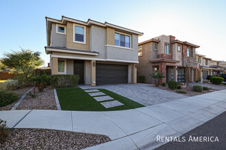 3141 E Louise Dr in Phoenix, AZ - Building Photo - Building Photo