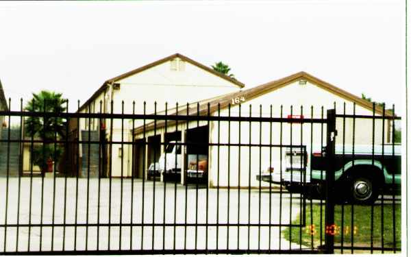 Canber Apartments in San Bernardino, CA - Building Photo