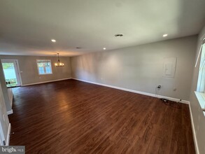 29332 4th St in Easton, MD - Building Photo - Building Photo
