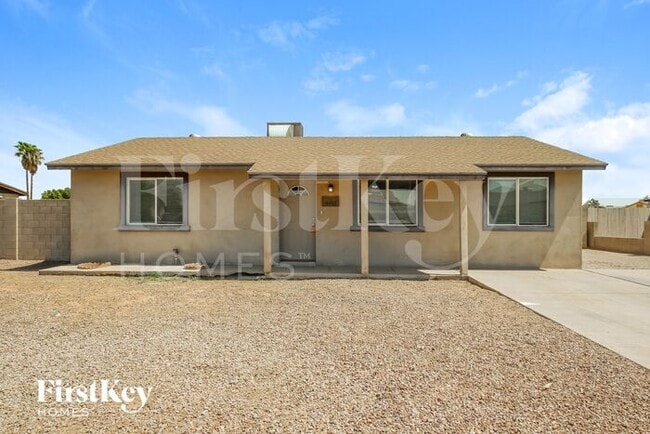 property at 4322 E Grove St