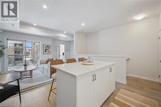 137 REVERIE Wy in Kitchener, ON - Building Photo - Building Photo