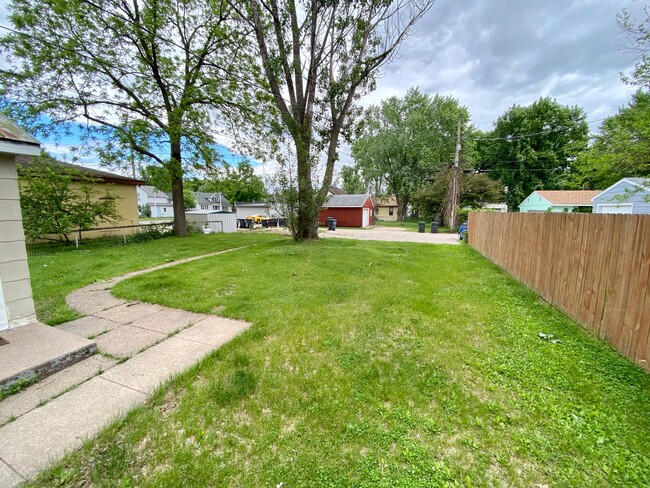 1209 10th St S, Unit 1209 in La crosse, WI - Building Photo - Building Photo