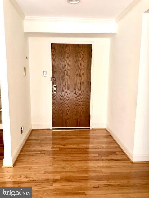 4974 Sentinel Dr-Unit -13-304 in Bethesda, MD - Foto de edificio - Building Photo