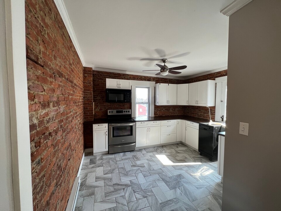 441 New Dorwart St, Unit Apt 2 in Lancaster, PA - Foto de edificio
