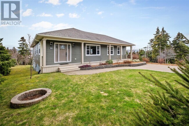 35 Groves Rd in St John's, NL - Building Photo - Building Photo
