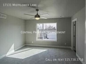 17131 Mistflower Ln in Urbandale, IA - Building Photo - Building Photo