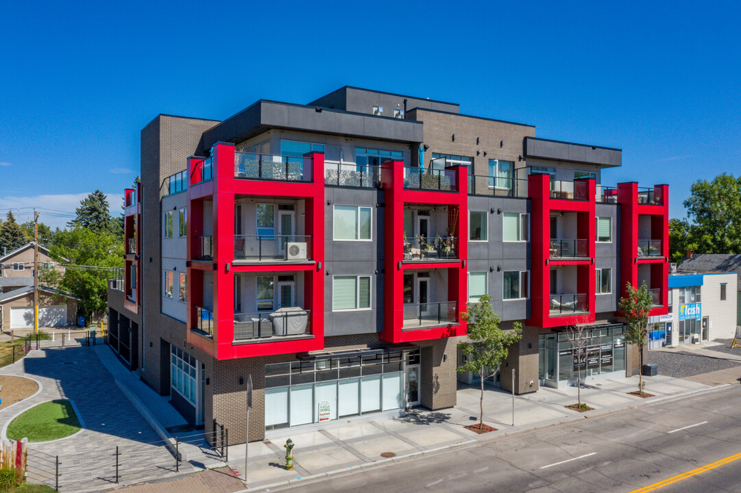 i.D. Inglewood in Calgary, AB - Building Photo