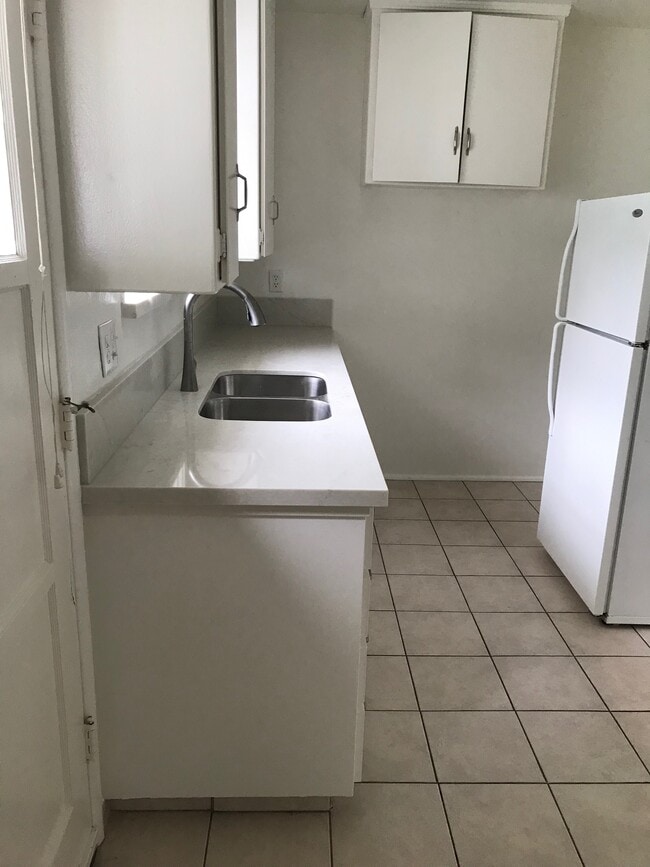 22414 Susana Ave in Torrance, CA - Building Photo - Building Photo