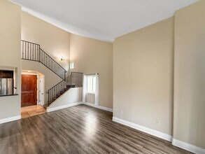 3985 Nobel Dr in San Diego, CA - Building Photo - Building Photo