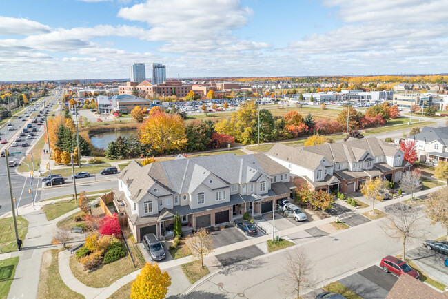 20 Bonello Cres in Whitby, ON - Building Photo - Building Photo