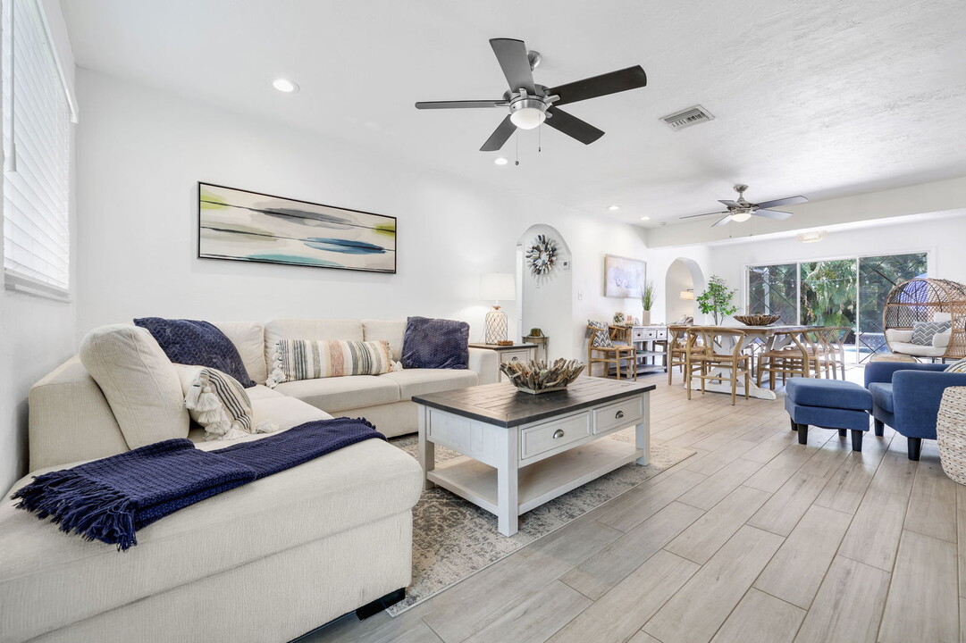 342 SW 14th St in Pompano Beach, FL - Building Photo