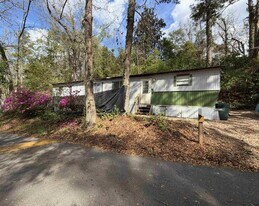 1923 Sika Deer Dr in Tallahassee, FL - Building Photo