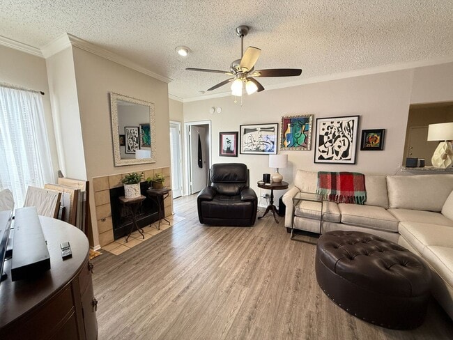 property at 5735-5737 N Scout Island Cir