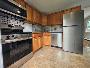 1571 Powers Ave in East Meadow, NY - Building Photo - Building Photo
