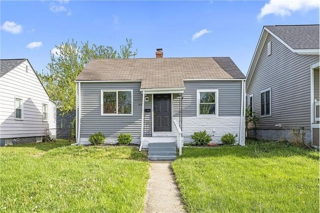 property at 926 E 19th Ave