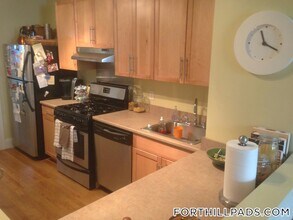 8 Alvah Kittredge Park in Boston, MA - Foto de edificio - Building Photo