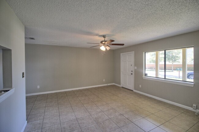 2806 Wadsworth Ave in Orlando, FL - Building Photo - Building Photo