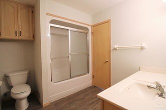 15 Falcon Ave W in McAllen, TX - Building Photo - Building Photo