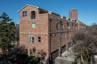 2411 N Hall St in Dallas, TX - Foto de edificio - Building Photo