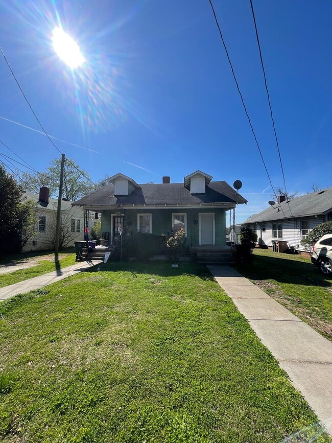 2323 Spring Garden St in Greensboro, NC - Building Photo - Building Photo