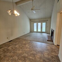 2903 Heritage Dr in Champaign, IL - Building Photo - Building Photo