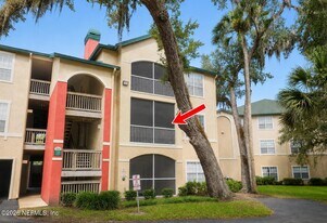 160 Veracruz Dr in Palm Valley, FL - Building Photo