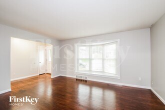 3915 Rodapa Dr in St. Louis, MO - Building Photo - Building Photo