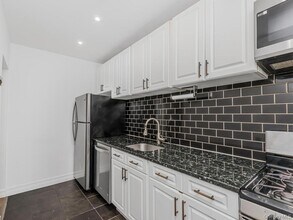 800 Bronx River Rd in Yonkers, NY - Building Photo - Building Photo