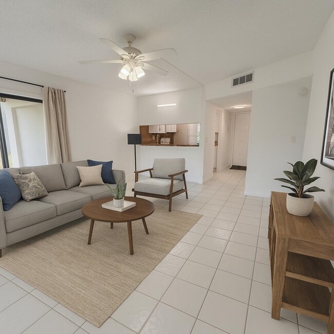 2750 Forest Hills Blvd in Coral Springs, FL - Building Photo - Building Photo