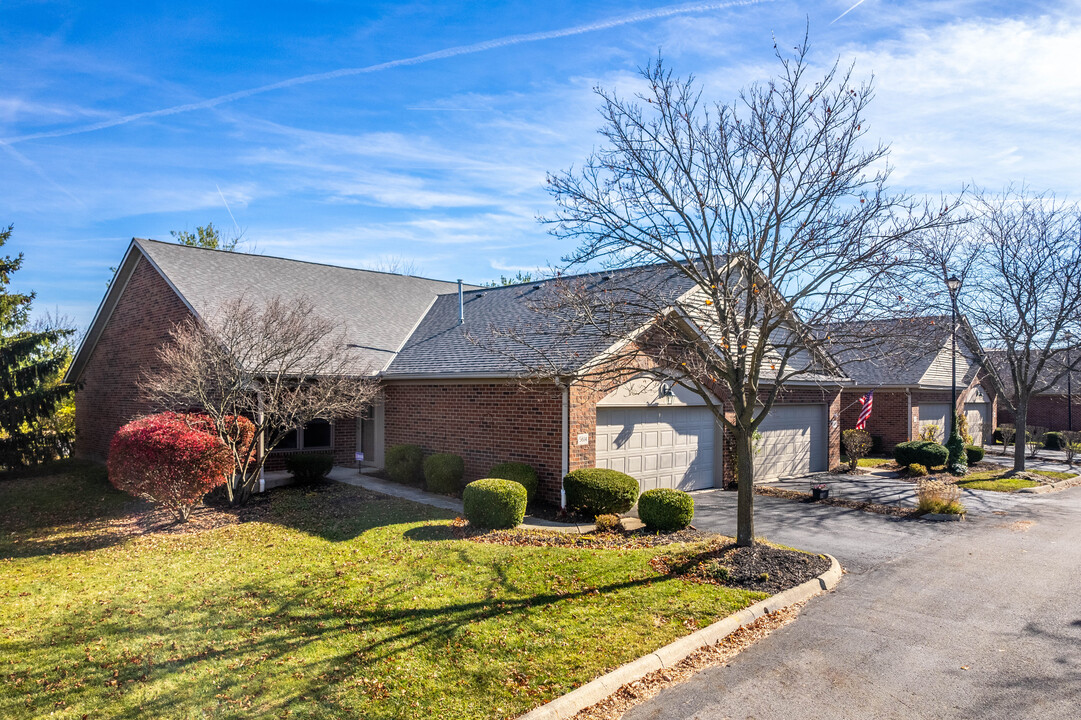 Brighton Woods Condominiums in Dublin, OH - Foto de edificio