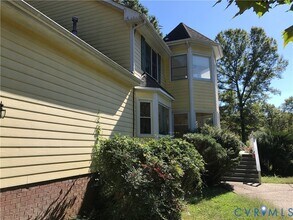 2395 State Rte 635 in Midlothian, VA - Foto de edificio - Building Photo