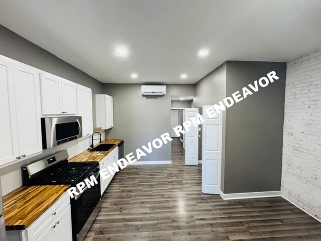 property at 3230 Pulaski St