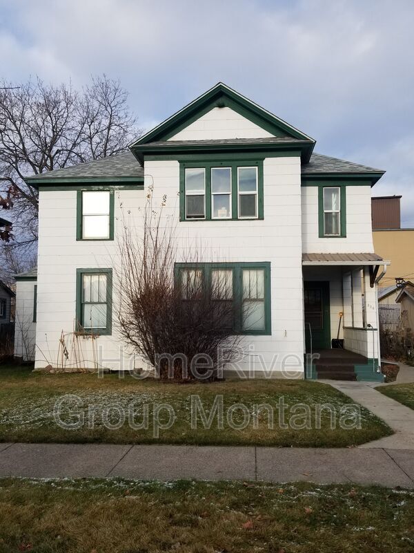 property at 334 W Alder St