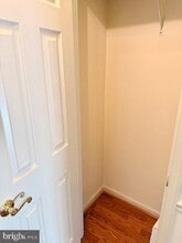 10714 Kings Riding Way in Rockville, MD - Building Photo - Building Photo