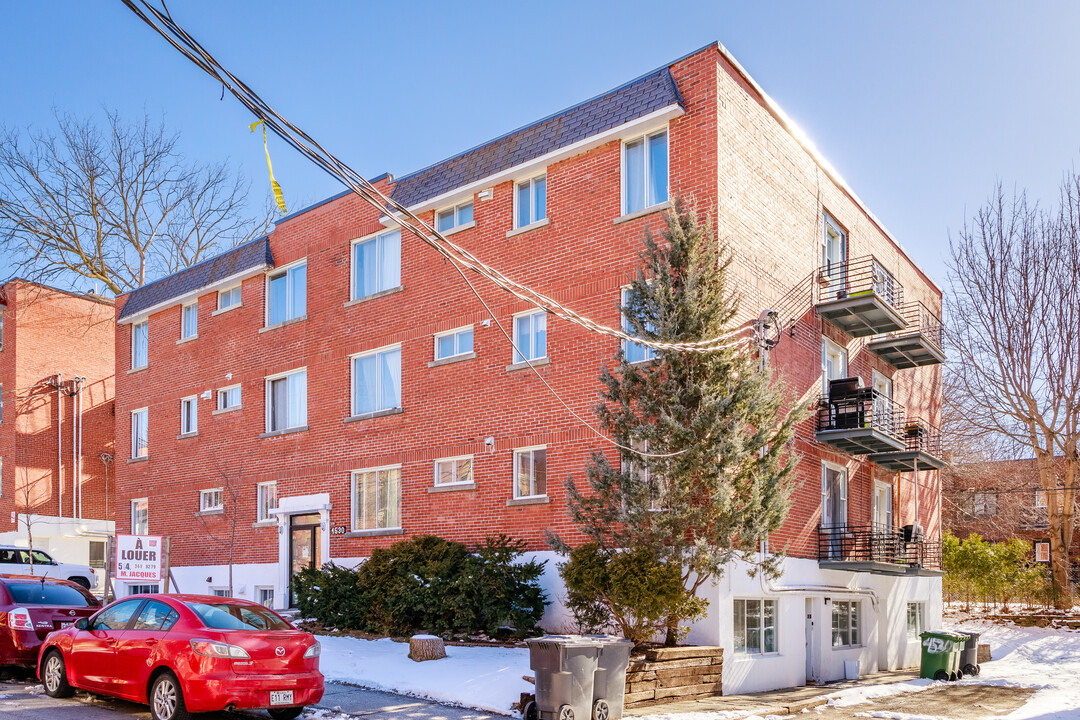 4530 Saint-Kévin Av in Montréal, QC - Building Photo