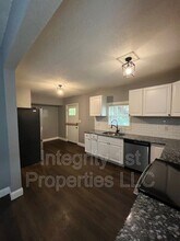 1116 E 45th St in Kansas City, MO - Foto de edificio - Building Photo